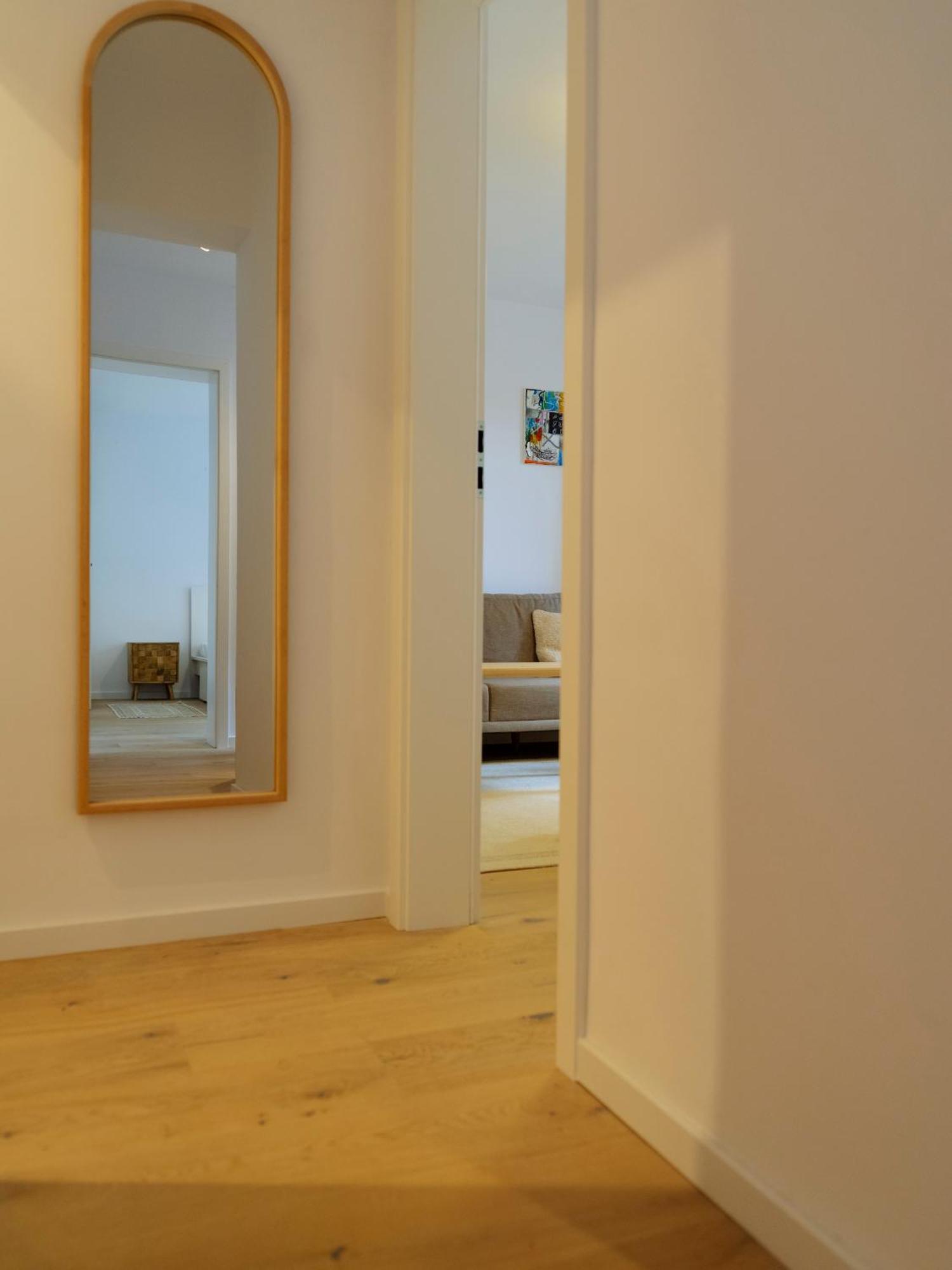 Cozy Central Apartment Near The Forest Braşov Eksteriør billede